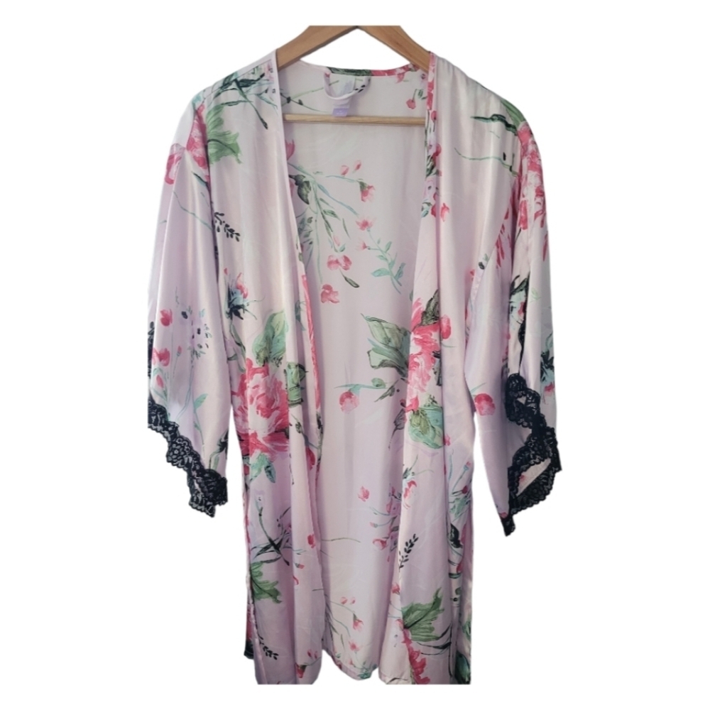 Secret Treasures Satin Pink Floral Robe with Black Lace Trim Size Medium